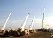 IRGC hantam kapal induk dan kapal perusak AS dengan rudal balistik